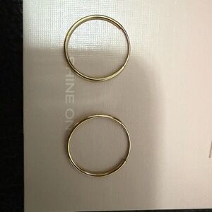 Baby Gold 14kt solid gold hoop earrings like new